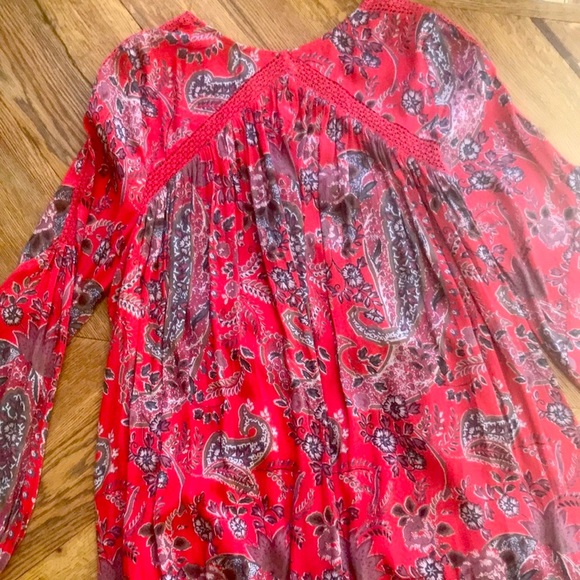 ✨SOLD✨Red Floral Free People Flowy Dress - Picture 4 of 7